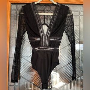 Lulus black bodysuit